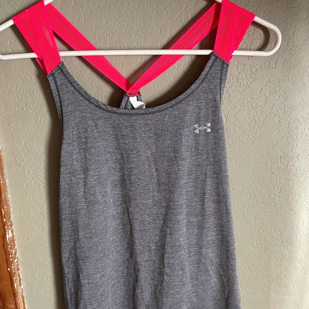 Under Armour women’s tank top size medium